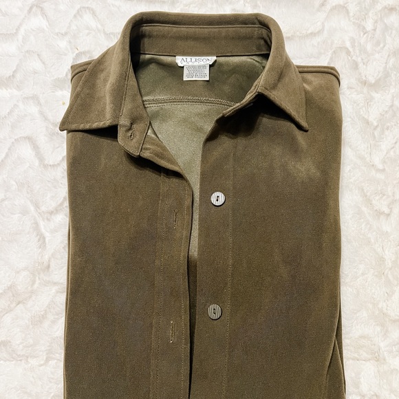 Olive Green Allison Taylor STRETCH Woman’s Long Sleeve Button-up - Size Small - Picture 2 of 3